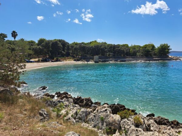Rocky bay with crystal-clear turquoise water on the island of Silba